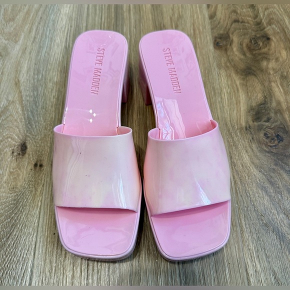 Steve Madden Harlin Sandals Pink Rubber Chunky 8 EUC - Picture 3 of 7
